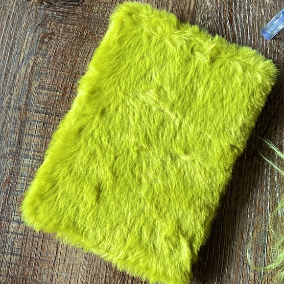 Grinch Luggage Tag & Passport Cover - Picture 6 of 8